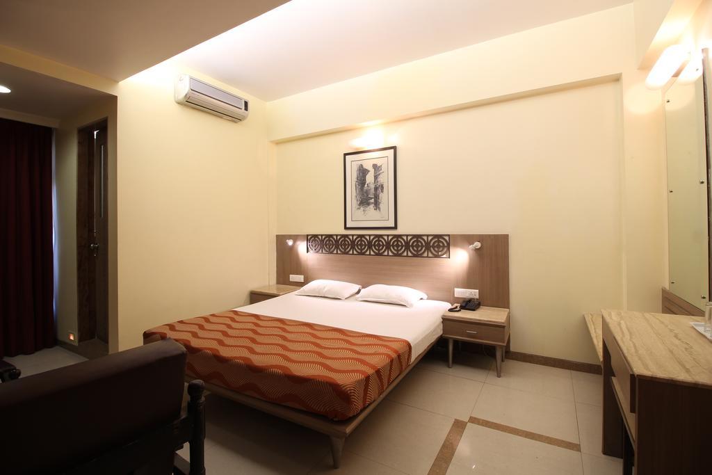 Hotel Samrat Mumbai Zimmer foto