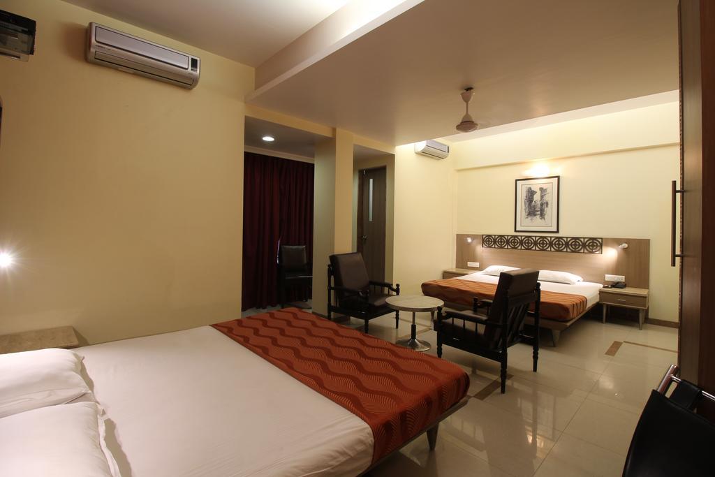 Hotel Samrat Mumbai Zimmer foto